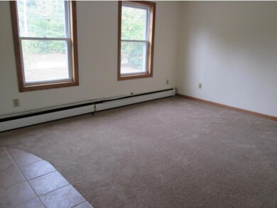 2 Sandy Brook Ln, Londonderry, NH 03053 - photo 5