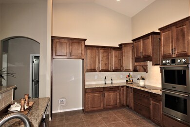 2311 KITCHEN 1