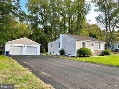 923 E Linden Ave, Lindenwold, NJ 08021 - photo 3