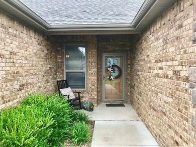 700 Custer St, Prairie Grove, AR 72753 - photo 2