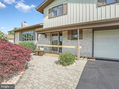 340 E Spruce St, New Holland, PA 17557 - photo 5