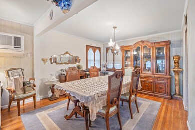 15744 97th St, Howard Beach, NY 11414 - photo 5