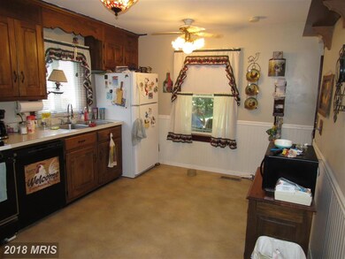 13206 Edgemont Rd, Smithsburg, MD 21783 - photo 6