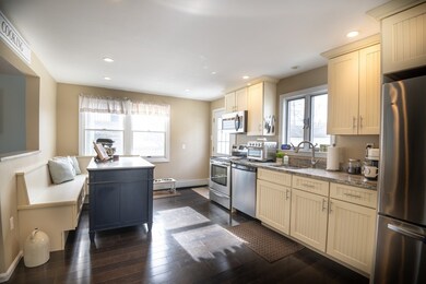 9 Fowler St, Danvers, MA 01923 - photo 3