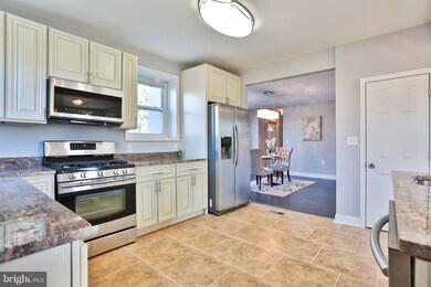 4601 Mainfield Ave, Baltimore, MD 21214 - photo 4