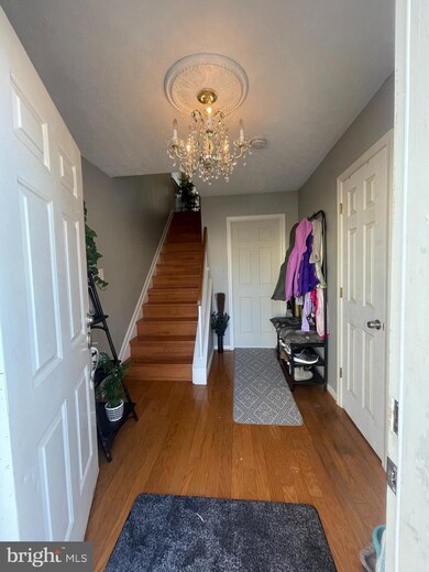13921 Big Yankee Ln, Centreville, VA 20121 - photo 3