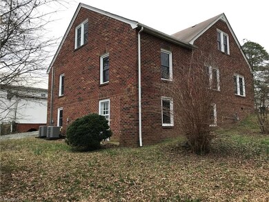 126 S Mccrary St, Asheboro, NC 27203 - photo 2