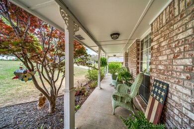 2915 W Berwick St, Claremore, OK 74017 - photo 5