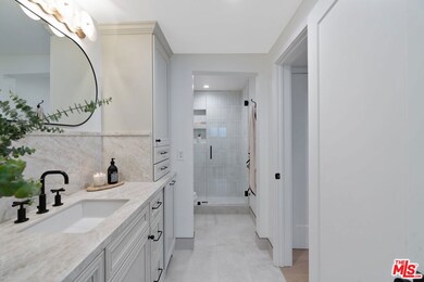 6720 Hillpark Dr unit 302, Los Angeles, CA 90068 - photo 6