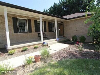 7122 Autumn Leaf Ln, Frederick, MD 21702 - photo 2