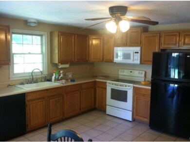 454 E Dunbarton Rd, Goffstown, NH 03045 - photo 6