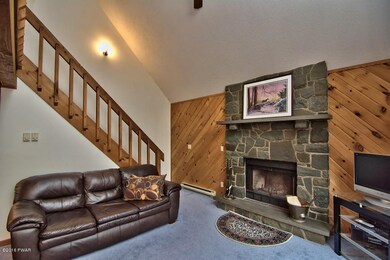 383 Underwood Ln, Lake Ariel, PA 18436 - photo 4