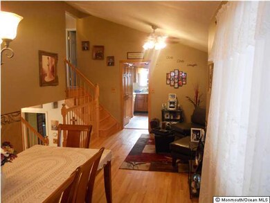 10 Hialeah Ave, Middletown, NJ 07748 - photo 5