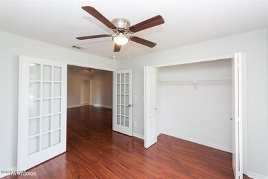 06_398FLEMINGAVE_2010_LowRes