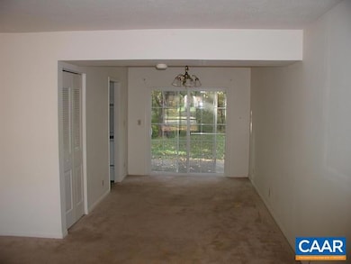 113 Longwood Dr unit A, Charlottesville, VA 22903 - photo 3