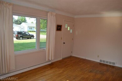 2414 Holly Ave, Portage, MI 49024 - photo 4