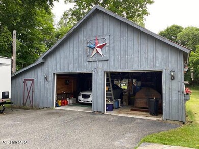 garage w/attached shed