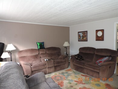 73 Tsienneto Rd unit R, Derry, NH 03038 - photo 7