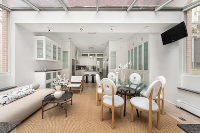 51 E 67th St, New York, NY 10065 - photo 6