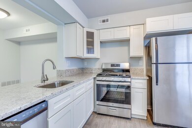 1808B Yarmouth Ln unit 1808, Mount Laurel, NJ 08054 - photo 6