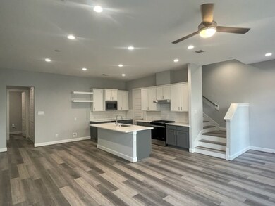 909 W 35th St unit B, Houston, TX 77018 - photo 2