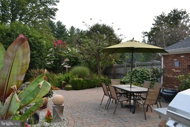 8016 Hillcrest Dr, Manassas, VA 20111 - photo 6