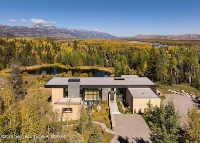 5135 W Eagle Rd, Wilson, WY 83014 - photo 7