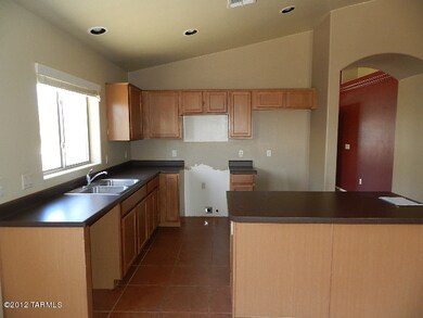 022-194220-Kitchen
