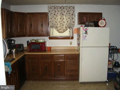 100 Broadview Blvd N, Glen Burnie, MD 21061 - photo 5