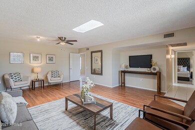 17016 N Pinion Ln, Sun City, AZ 85373 - photo 5