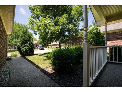 4205 Treesdale Dr, Sellersburg, IN 47172 - photo 5