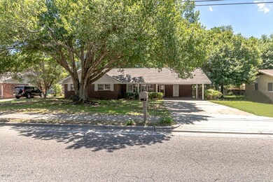 Outside front 1.1