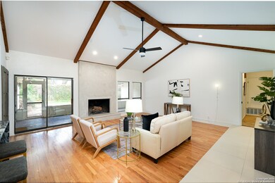 13607 Bluffcircle, San Antonio, TX 78216 - photo 3