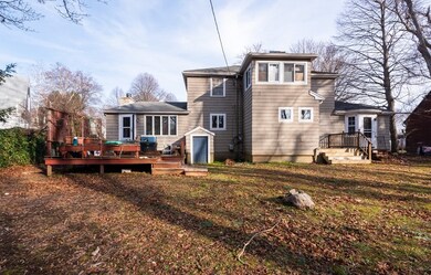 10 Mohawk Rd, Marblehead, MA 01945 - photo 4