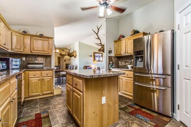 Beautifully Upgraded Kitchen