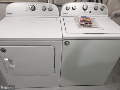 18324 Candice Dr, Triangle, VA 22172 - photo 6