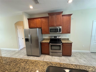 33918 Emerald Pond Loop, Leesburg, FL 34788 - photo 7