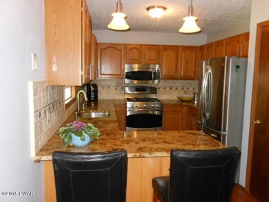 251 Aspen Dr, Milford, PA 18337 - photo 7