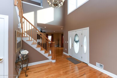 2 Monroe 2 story foyer