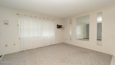 05 -10386 Myra St