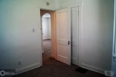 1001 W 6th St S, Newton, IA 50208 - photo 6