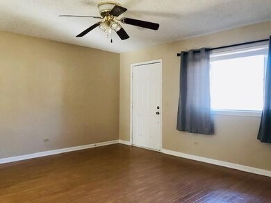 1032 W Florence St, Denison, TX 75020 - photo 7