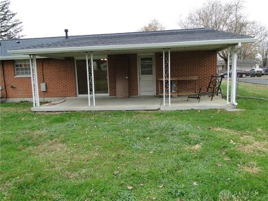 8 Maplewood Dr, Jamestown, OH 45335 - photo 6