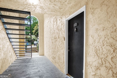 3120 7 Pines Ct NW unit 203, Atlanta, GA 30339 - photo 2