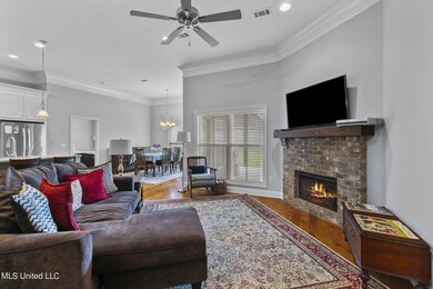 10-web-or-mls-2002 East Ridge-10