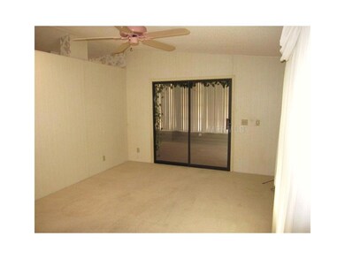 35150 McCulloughs Leap, Zephyrhills, FL 33541 - photo 4