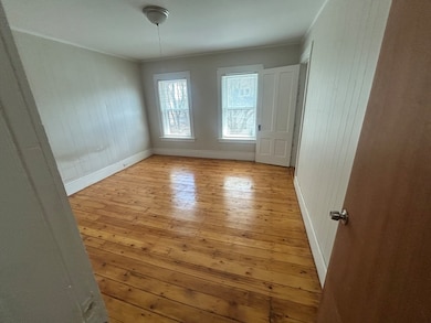 12 D St unit 14, Whitinsville, MA 01588 - photo 7