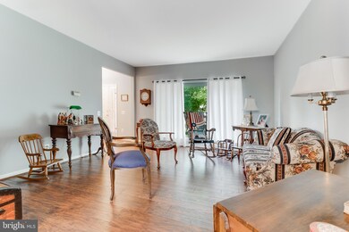 8565 Yoder St, Manassas, VA 20110 - photo 4