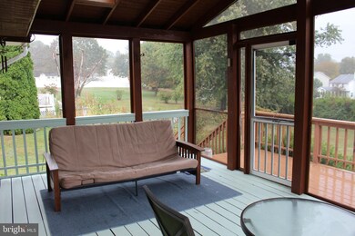 304 Anna Ln, Sykesville, MD 21784 - photo 5