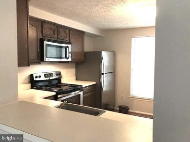 15019 Oak Crest Ct, Dumfries, VA 22025 - photo 7